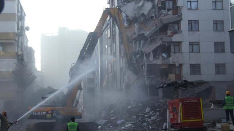 Kartalda 10 katlı binada yıkım tekrar başladı (2)