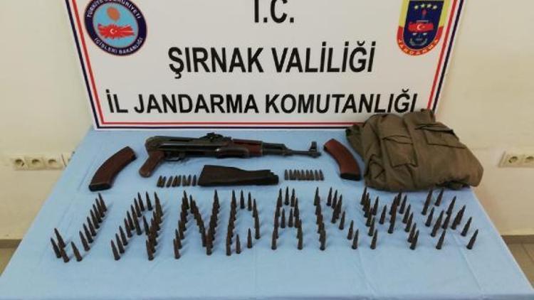 Beytüşşebapta PKKlıların sakladığı kalaşnikof ve ve mermiler bulundu