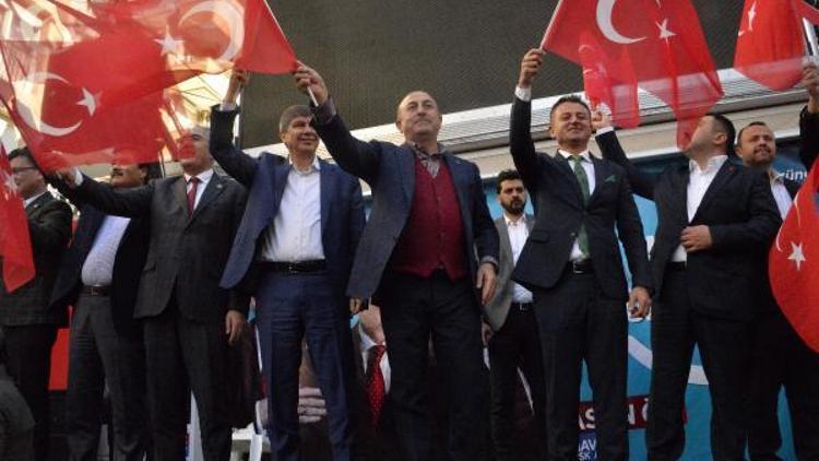 Bakan Çavuşoğlu: Biz Atatürkten geçinen asalaklara karşıyız