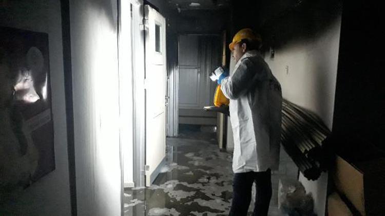 HDP İzmir İl Binasında yangın