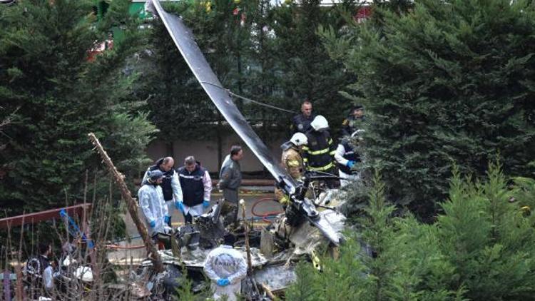 Kaza Kırım Ekibi, Çekmeköyde düşen helikopter enkazında incelemelere başladı