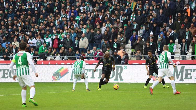 Bifouma, Beşiktaş maçında yok