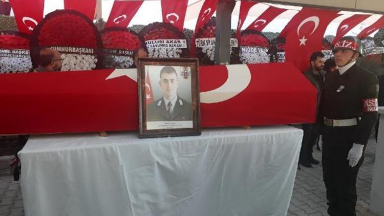 Şehit Astsubay Yakup Avşar, son yolculuğuna uğurlandı