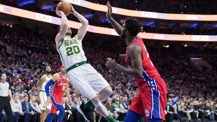 Irving yoksa Hayward var Celtics, 76ersı 112-109 yendi...