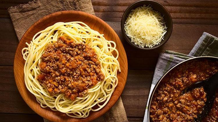 Spaghetti bolognese tarifi