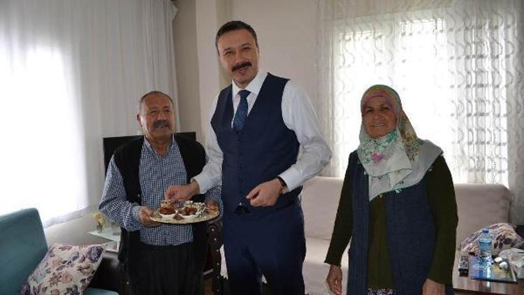 Kaymakamdan, şehit polis Akyüzün ailesine ziyaret