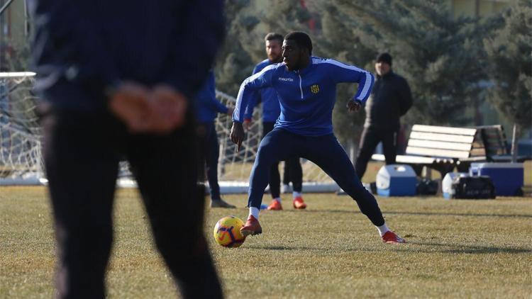 Aboubakar Kamara, Beşiktaş maçı kadrosundan çıkarıldı