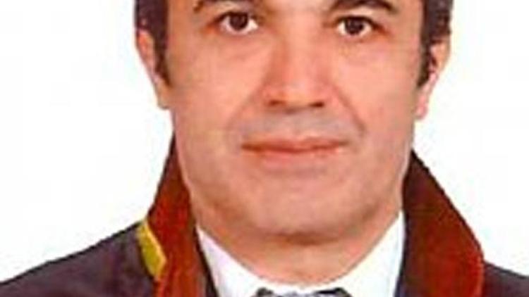 Ispartada avukat evinde ölü bulundu