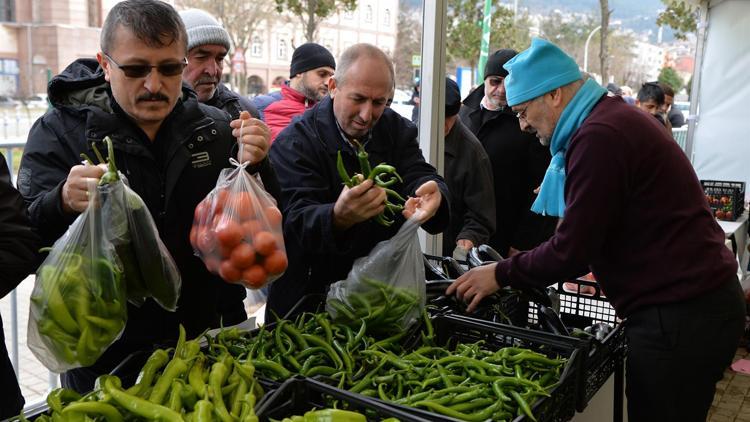 Bursa’da tanzim satış noktaları vatandaşlardan büyük ilgi görüyor