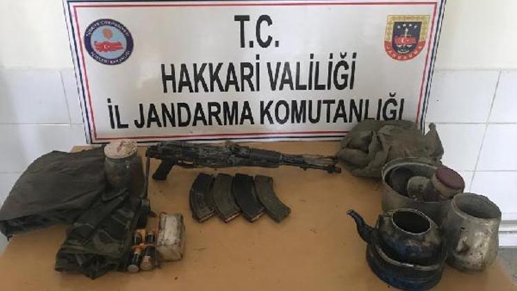 Hakkaride PKKnın silah ve mühimmatı ele geçirildi