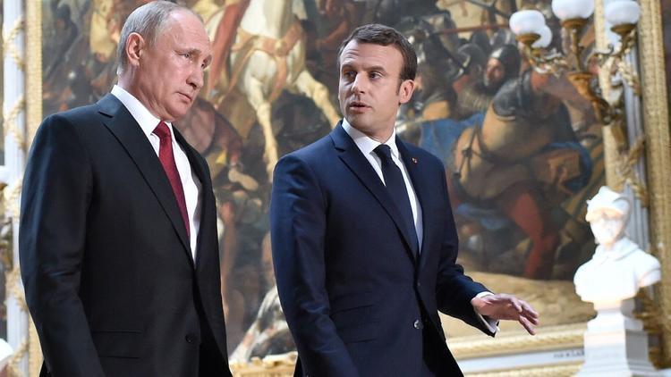 Putin ve Macron Suriyeyi görüştü
