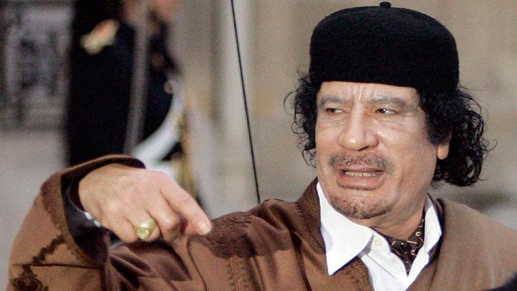Sarkozy, Kaddafiden 8 milyon dolar aldı