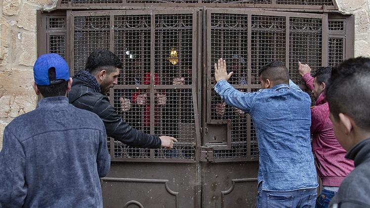 İsrail polisi Aksanın Rahmet Kapısını açan Şeyh Selhebi gözaltına aldı