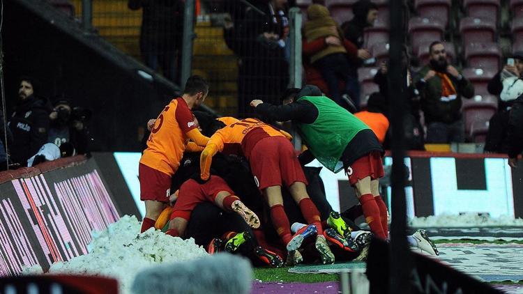 Bu sezon 9, toplamda 31 oldu Galatasaray evinde yenilmiyor...