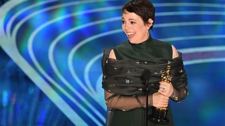 Olivia Colman kimdir En İyi Kadın Oyuncu ödülüne sahip oldu