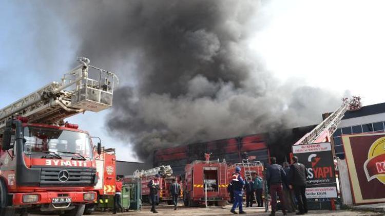 Aksarayda et entegre tesisinde yangın; 6 işçi dumandan etkilendi