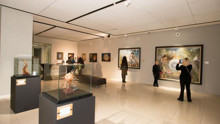 Ateş ve sanatı birleştiren Azarnegari sergisi açıldı