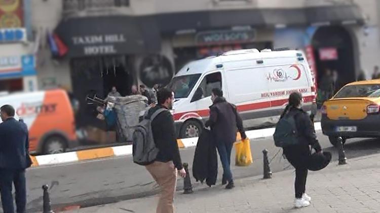 Taksim’de ambulansa geçit yok