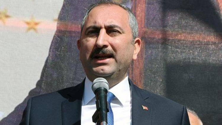 Bakan Gül: Terör koridoruna asla müsaade etmeyeceğiz