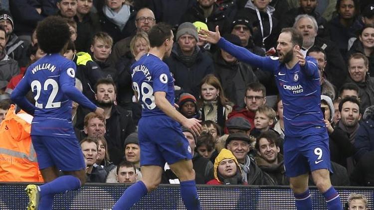 Chelsea, Craven Cottagedan 3 puanla döndü