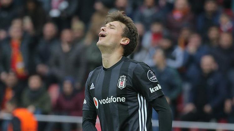 Beşiktaşta şok Yüzde 50nin altına düştü...