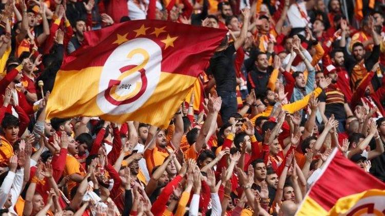 Cumartesi tüm Galatasaraylılar Fenerbahçeli...