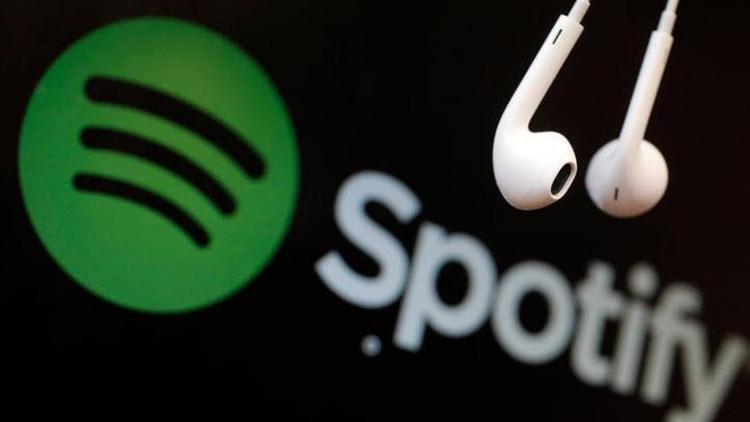 Spotifyın günlük dinleme rekorunu kıran şarkıcı