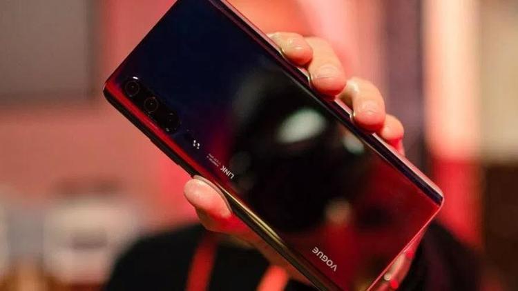 Huawei P30 resmen ortaya çıktı İşte ilk görüntüler