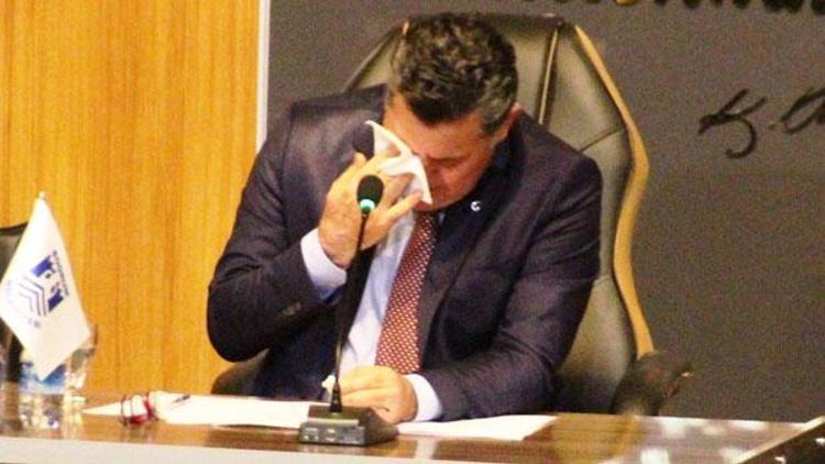 Bodrum Belediye Başkanı Kocadon veda konuşmasında gözyaşlarına boğuldu