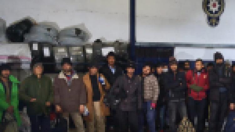 Vanda 32 düzensiz göçmen yakalandı