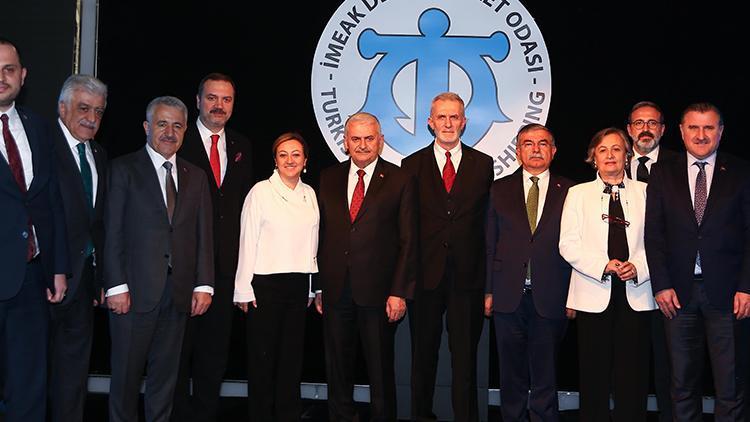 Yıldırıma Denizcilik Üstün Hizmet Beratı takdimi