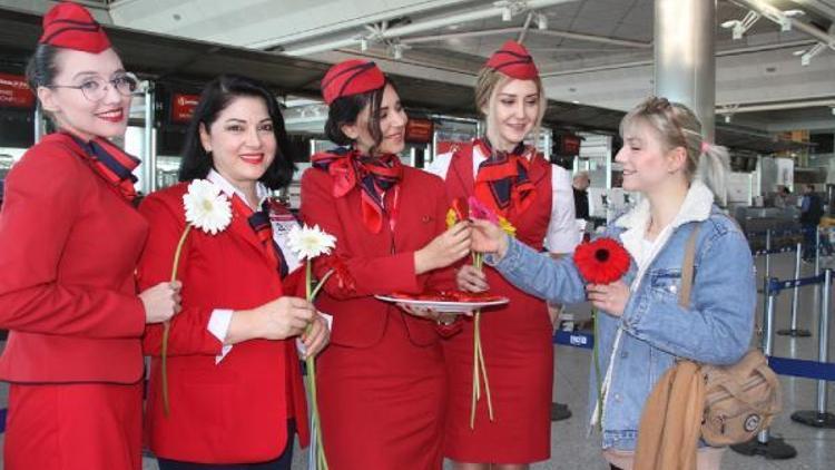 Atatürk Havalimanında 8 Mart Dünya Kadınlar Günü