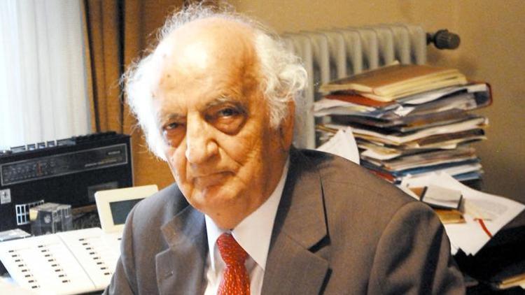 Prof. Dr. Fuat Sezgin, okullarda anılacak