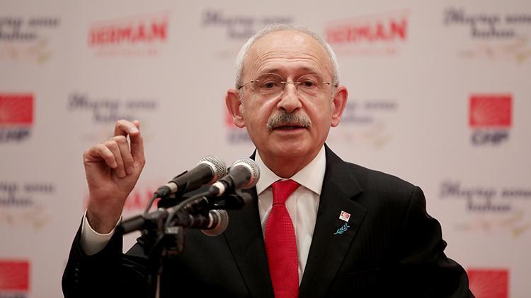 Kılıçdaroğlu, Zeytinburnunda muhtarlarla bir araya geldi