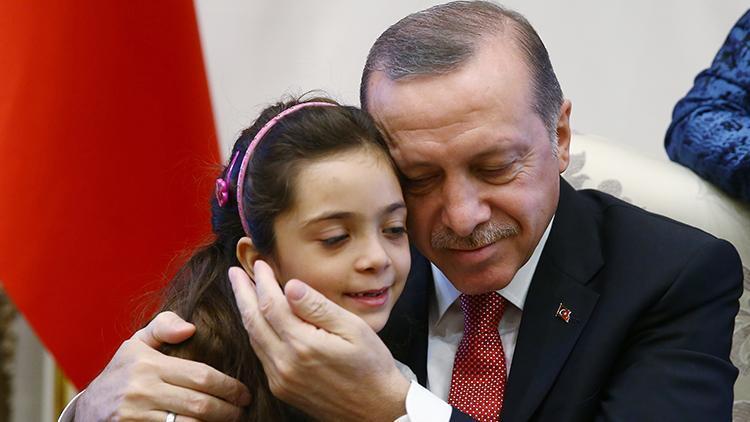 Kuveytte en sevilen dünya lideri Cumhurbaşkanı Erdoğan