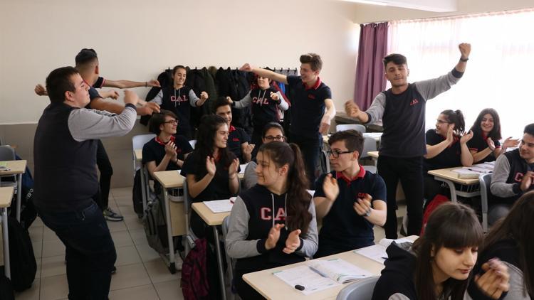 Derslere 5 dakika müzik arası