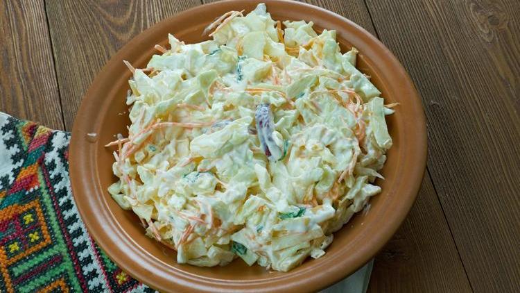 Coleslaw (Lahana salatası) tarifi