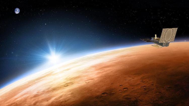 Kadınlar ön planda dedi ve açıkladı: İlk Mars yolcusu kadın olabilir