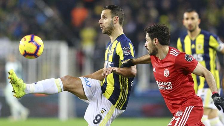 Fenerbahçe 2-1 Demir Grup Sivasspor