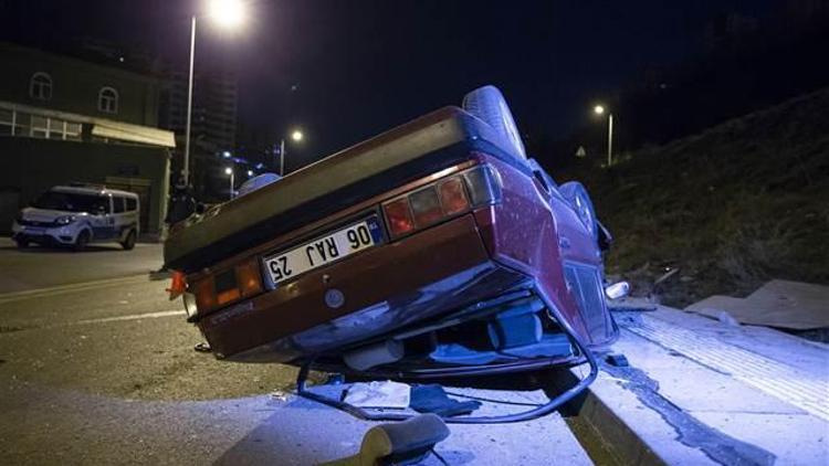 Polisten kaçan şüphelilerin otomobili takla attı