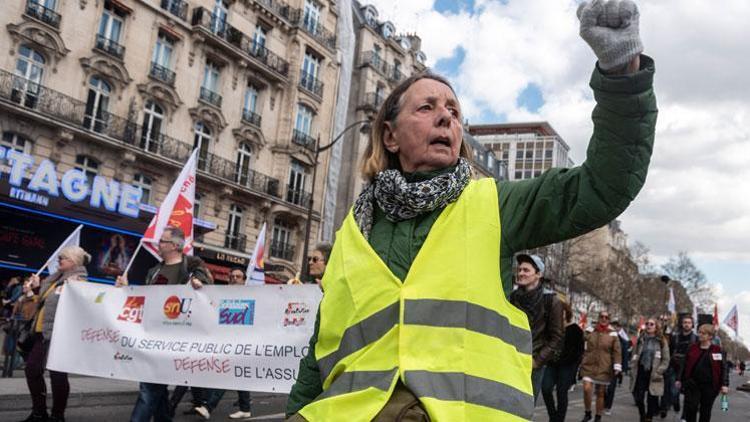 Fransa’da 176 okul grev nedeniyle kapatıldı