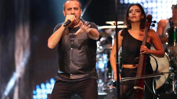 Haluk Levent’ten anlamlı destek