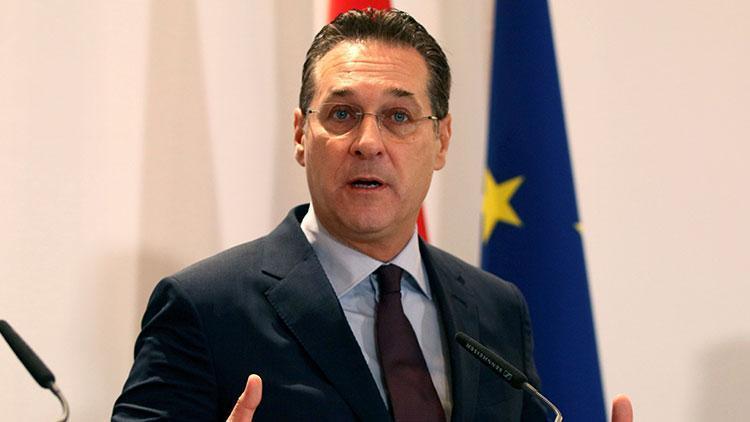 Avusturyada Müslümanlardan Başbakan Yardımcısı Strache hakkında suç duyurusu