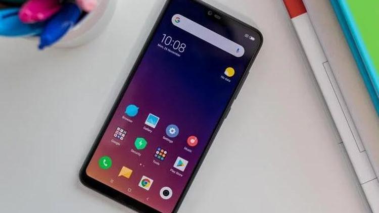 Xiaomi Mi 8 Lite Türkiye fiyatı öyle bir düştü ki...