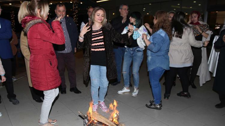 İranlı turistler bu kez oraya akın etti Nevruz Bayramını böyle kutladılar...