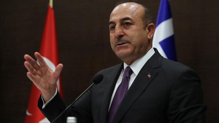 Son dakika... Bakan Çavuşoğlundan Yunanistana sert FETÖ mesajı