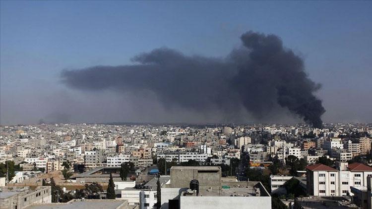 İsrailden Gazzeye topçu saldırısı