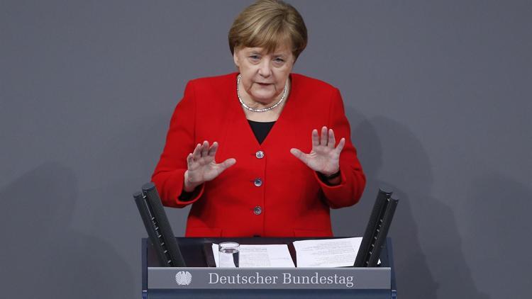 Merkel: Tüm senaryolara hazırız