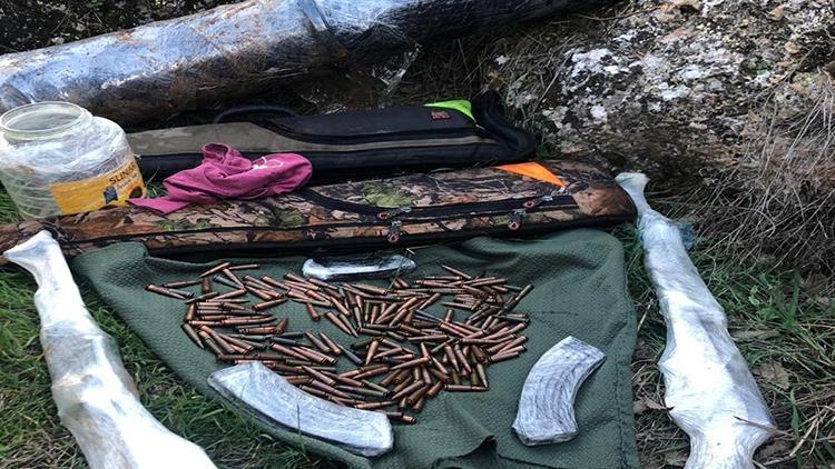 Diyarbakırda teröristlerin kullandığı 4 sığınak ve 1 mevzi tespit edildi