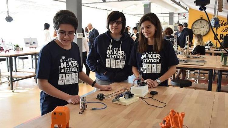 Robot yarışmalarına hazırlık Maker Station’da